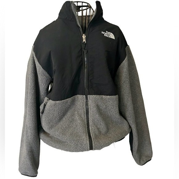 The North Face two-tone Boys size XL fleece zip up  jacket Denali gray & black - Picture 1 of 4